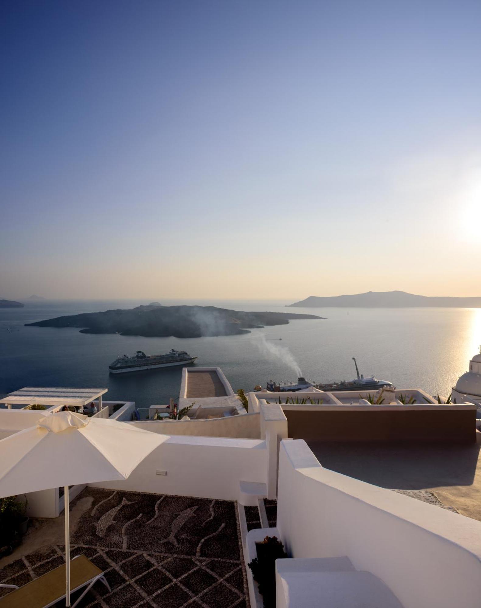 Anemos Family Apartment Fira (Santorini)