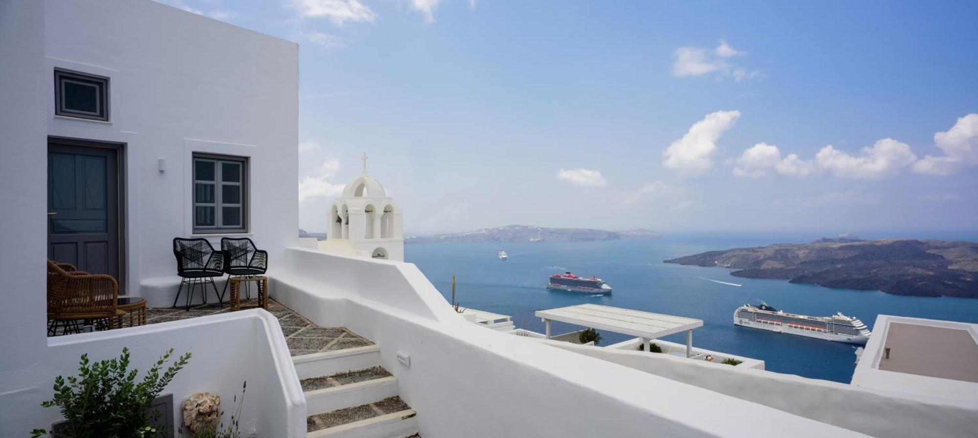 Apartment Anemos Family Fira (Santorini)