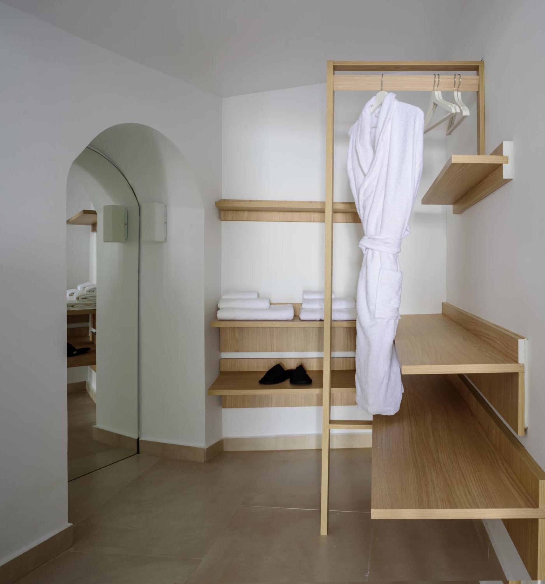 Anemos Family Apartment *